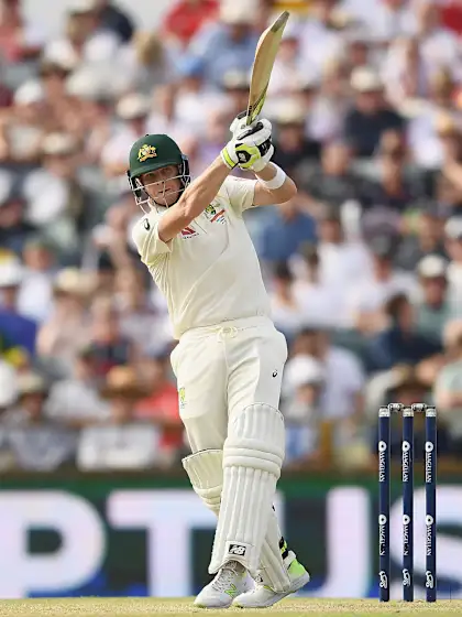Smith thwarts England charge again