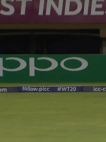 NZ v IRE: Bates taken by Shillington