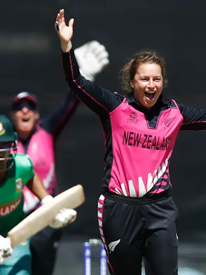 Bowlers help New Zealand launch mighty comeback