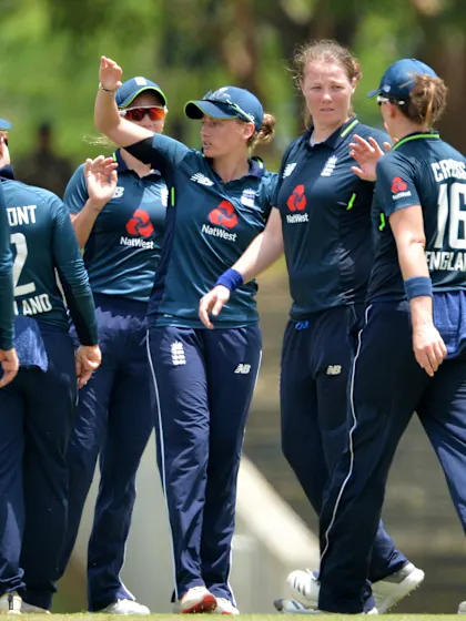 Beaumont, bowlers outplay Sri Lanka for opening win