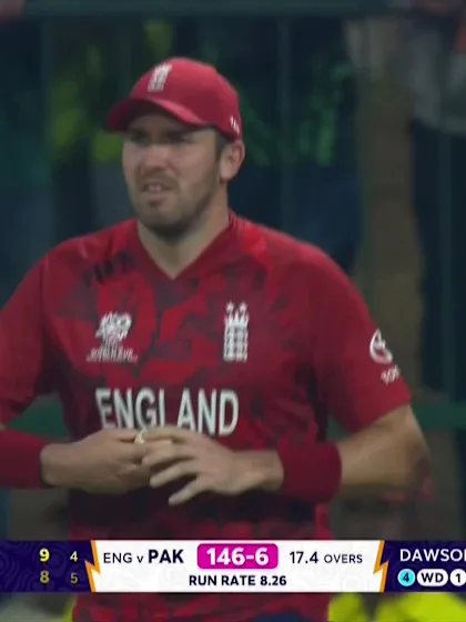 Usman Khan - Wicket - England vs Pakistan