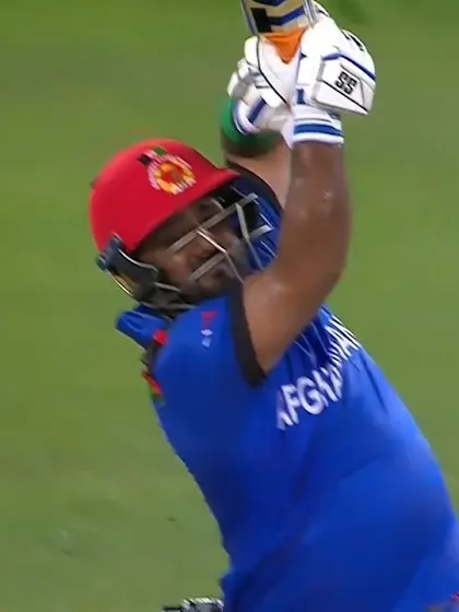 Pakistan break through as Shahzad falls tamely