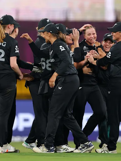 Jess Kerr bags early wicket of Laura Wolvaardt | CWC25