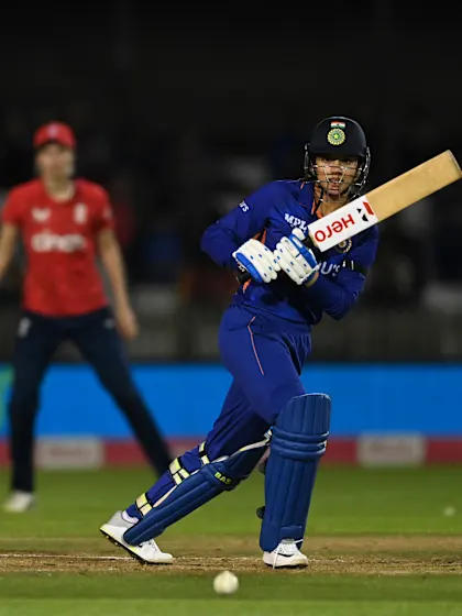 100% Cricket Superstar Smriti Mandhana's heroics lead India to win