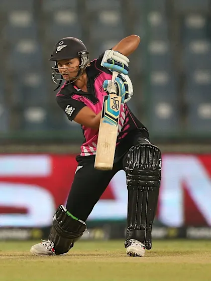 Clinical New Zealand Women canters to seven-wicket win
