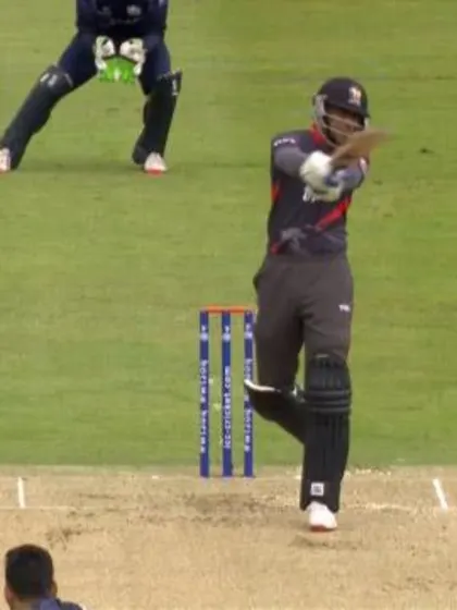 Mohammad Shahzad Hits a SIX