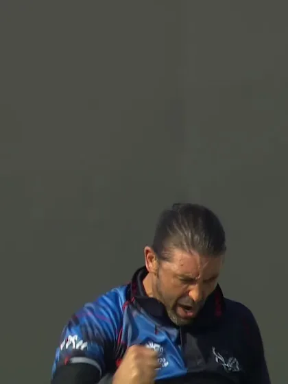 David Wiese grabs his second wicket