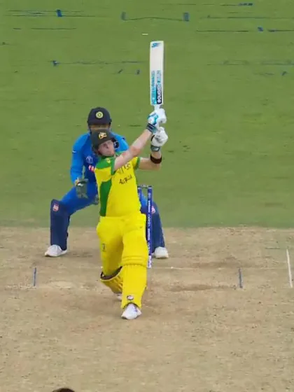 CWC19: IND v AUS - Steve Smith 69 batting highlights