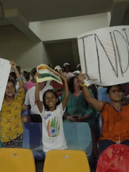 ENG v IND: Crowd soaks in the atmosphere