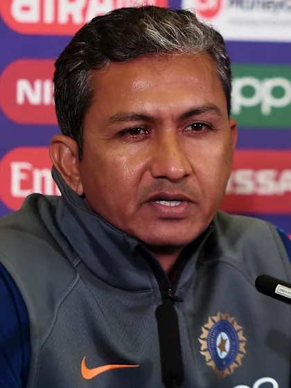 Sanjay Bangar set to be replaced as India batting coach