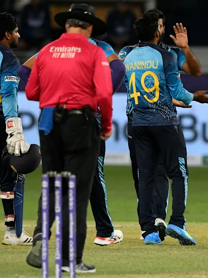 Finch chops on Hasaranga's delivery