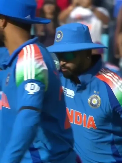 Logo of Alex Carey - Wicket vs India