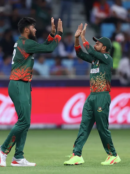 Logo of Bangladesh strike in quick succession | BAN v IND | Champions Trophy 2025