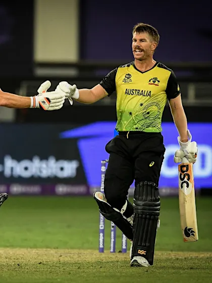 Warner powers Australia to convincing win over Sri Lanka