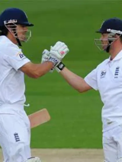 Hundred heroes Cook and Trott punish Sri Lanka