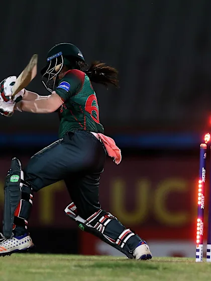 South Africa finish with consolation win