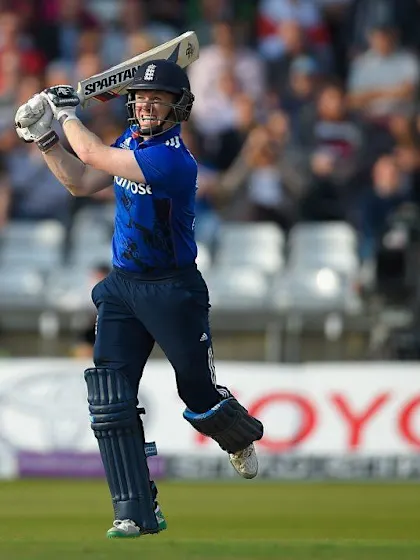 Momentum with England as series reaches climax