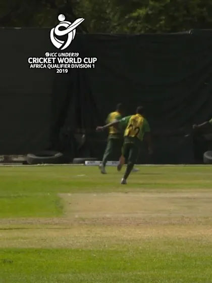 U19 CWC Africa Q: Uganda v Nigeria:  Mohammed Taiwo takes final wicket as Nigeria defeat Uganda in dramatic style