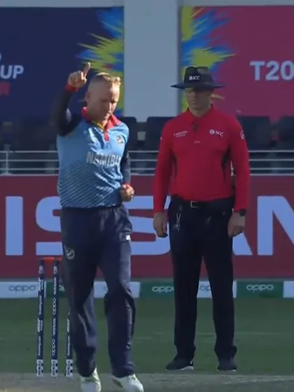 T20WCQ: IRE v NAM – Craig Williams takes three wickets