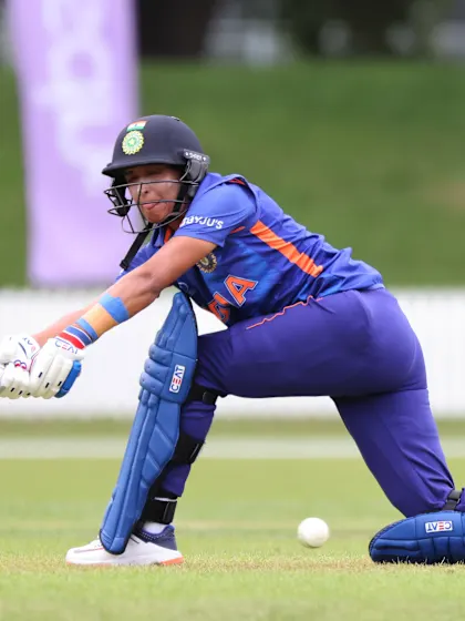 Wins for India, Pakistan and Australia as warm-up matches get under way