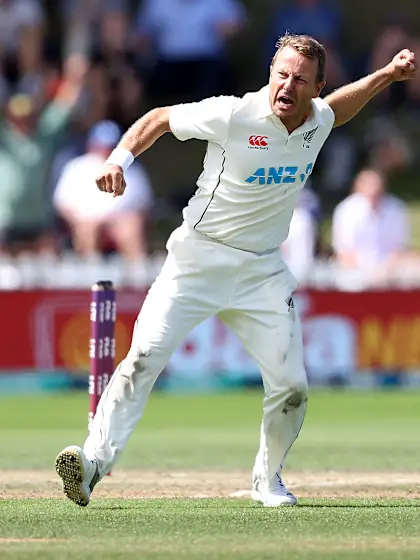 New Zealand quick announces surprise retirement