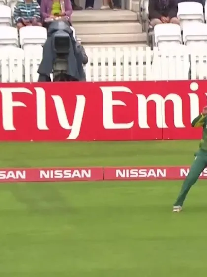 WICKET: Ashleigh Gardner falls for 4