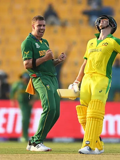 Markram pulls off an absolute stunner of a catch