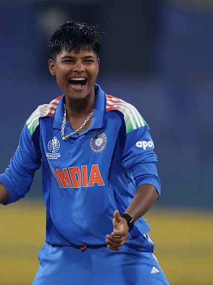 Deepti snaps low catch, Gaud picks her second | CWC25