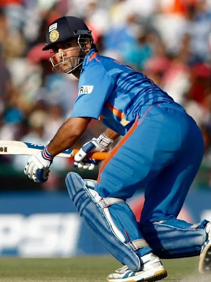 Dhoni wants batsmen to step up for CWC 2011
