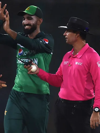 Mixed news for Pakistan as New Zealand clinch final match of ODI series