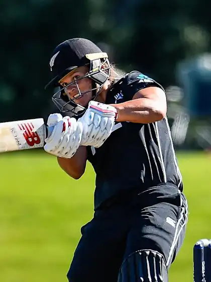 Suzie Bates century seals series win for New Zealand