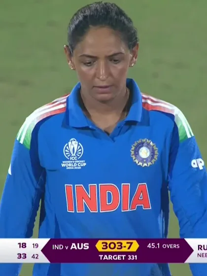 Sophie Molineux - Wicket - India Women vs Australia Women