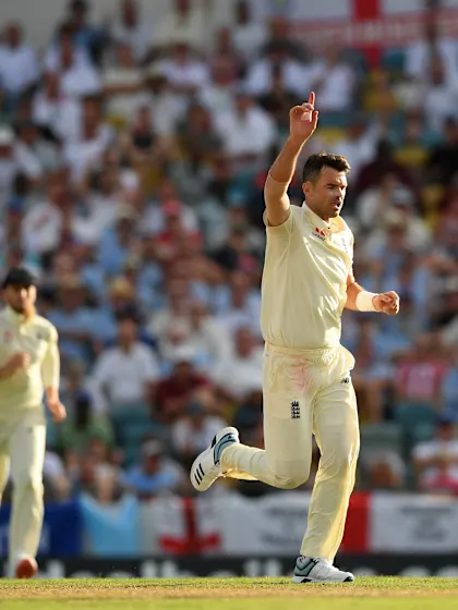 Anderson’s new-ball burst swings day England’s way