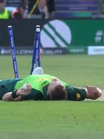 CWC19: SA v IND - Morris catch in slo-mo