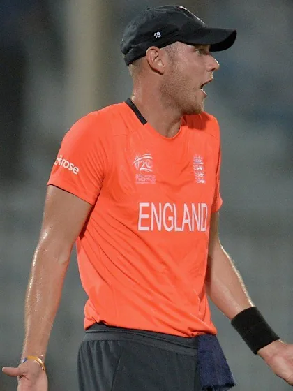 Broad fined for public criticism of match officials