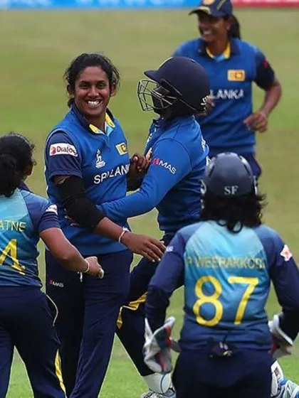Manodara helps Sri Lanka beat Pakistan for first win