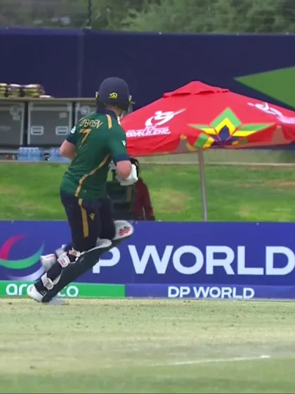 R O’Brien with a Four vs. Australia