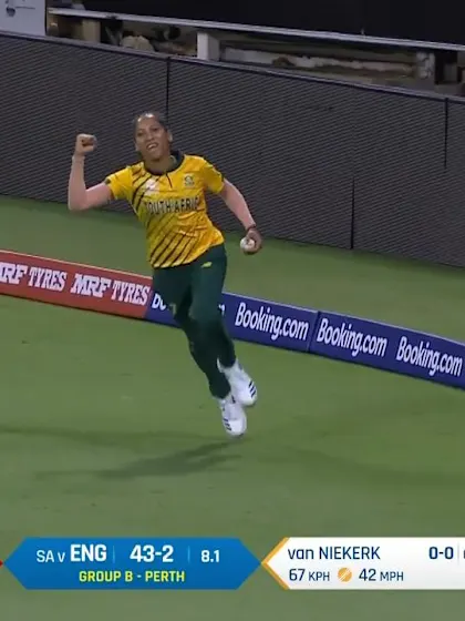 WT20WC: Eng v SA – Heather Knight falls early for 6