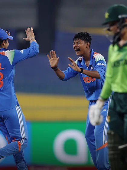 India keep perfect record with Pakistan win  | Hindi Highlights | CWC25