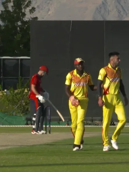 CWC Challenge League B – Oman: Riazat Ali Shah takes a good caught and bowled