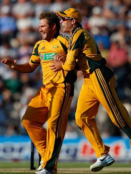 Ryan Harris, Michael Hussey join Australia support staff