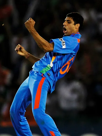 Lucky to retire in front of home crowd, says Nehra