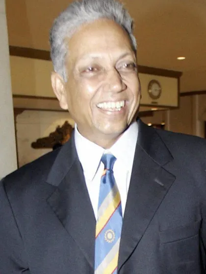 Amarnath sees chink in India's spin armour
