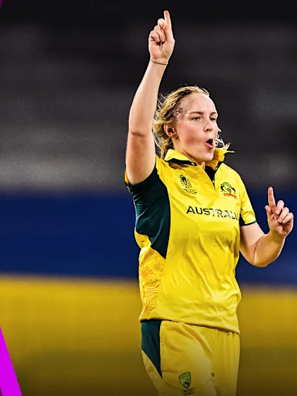 Pacers put Australia on top | Powerplay Highlights | CWC25