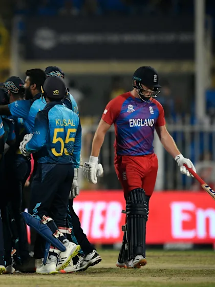 Sri Lanka bowlers dominate Powerplay