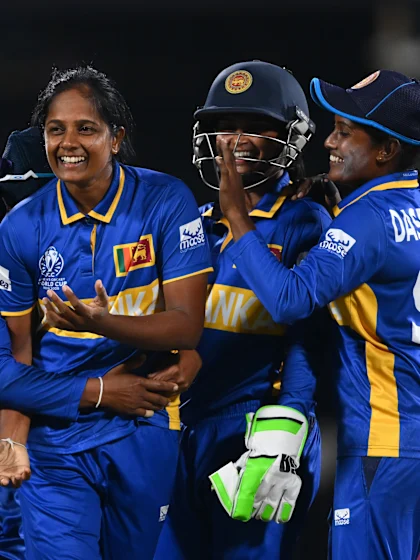 Harmanpreet departs, India lose three in an over | CWC25