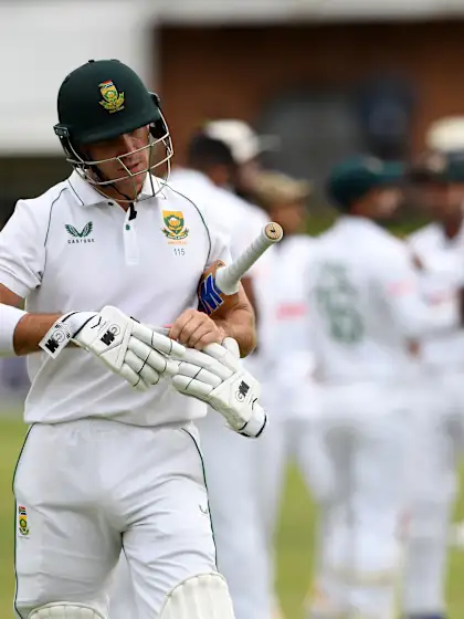 Late wickets bring Bangladesh back into it after intriguing opening day in Port Elizabeth