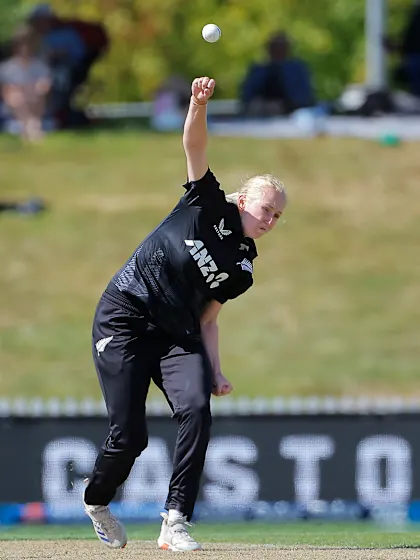 Injury forces New Zealand into squad change at World Cup