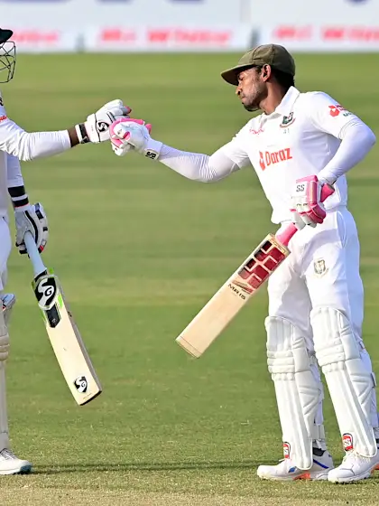 Liton, Mushfiqur keep Bangladesh afloat after Tamim retires hurt on 133
