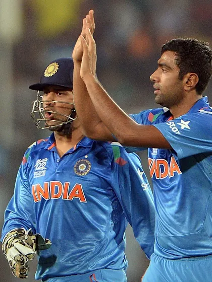 India routs Australia for 4-0 group sweep